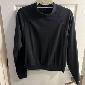 GAP Black Crewneck Top M